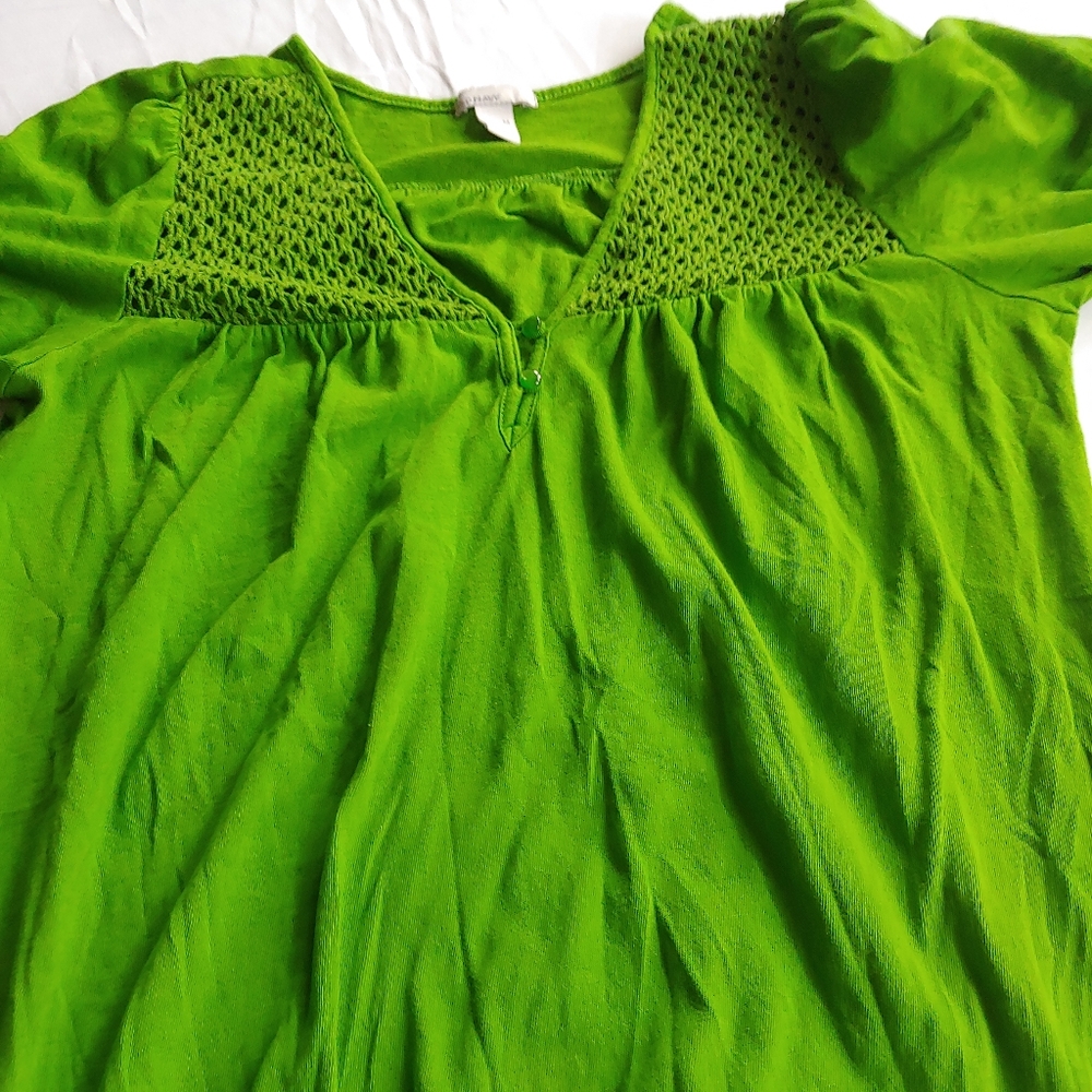 Old Navy woman's top green 100% cotton